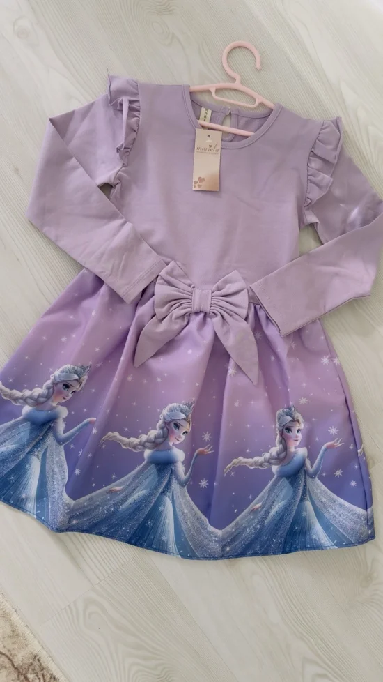 Рокля с дълъг ръкав  