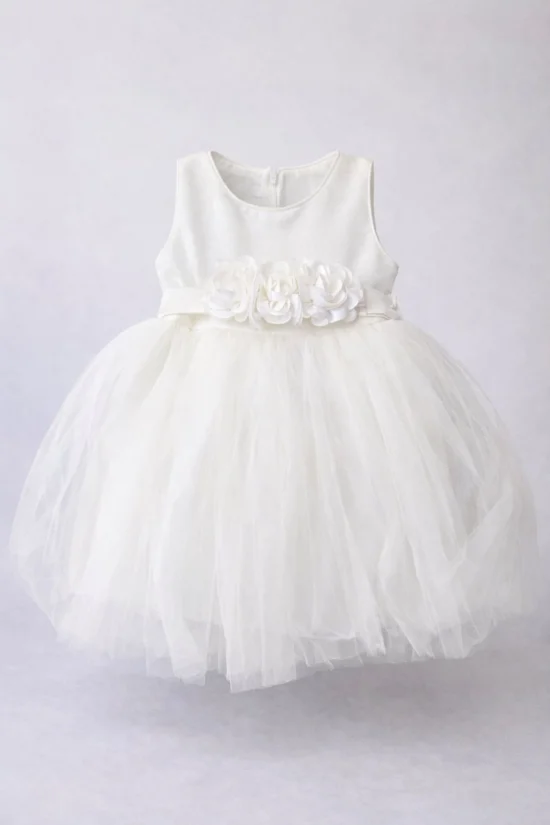 Официална рокля в бял цвят